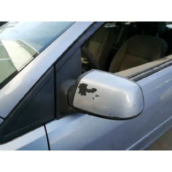 FORD FOCUS BERLINA (CAP) '2006 1.8 TDCI TURBODIESEL CAT AZUL