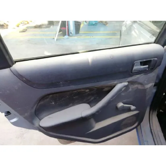 FORD FOCUS BERLINA (CAP) '2006 1.8 TDCI TURBODIESEL CAT AZUL