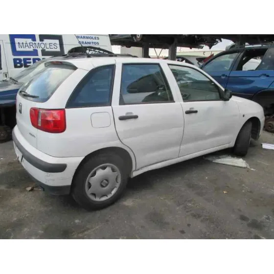 SEAT IBIZA (6K1) '2001 STELLA BLANCO