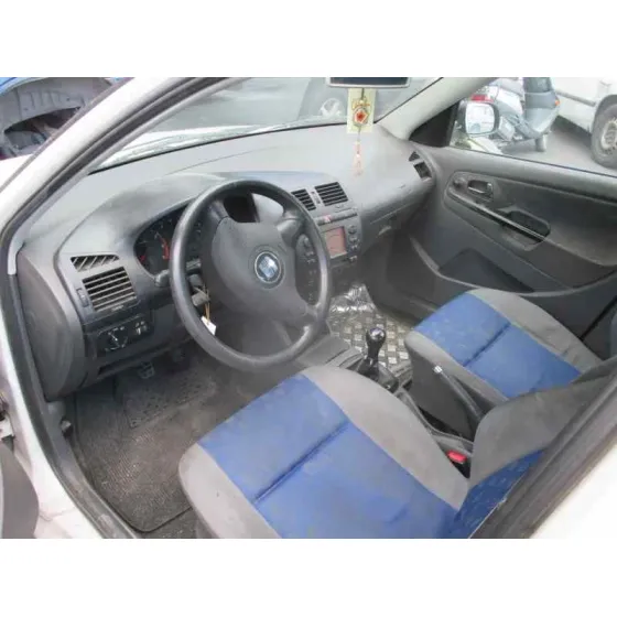 SEAT IBIZA (6K1) '2001 STELLA BLANCO
