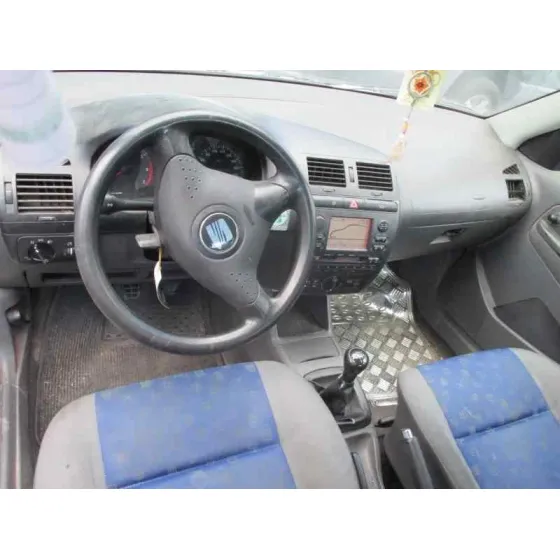 SEAT IBIZA (6K1) '2001 STELLA BLANCO