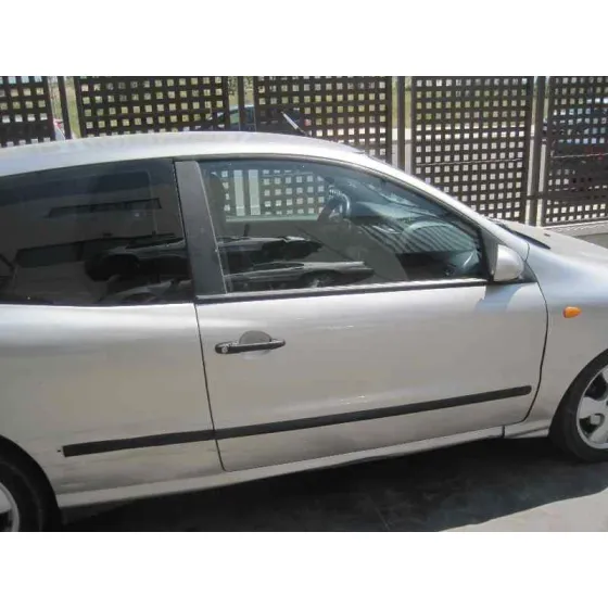 FIAT BRAVO (182) '2001 JTD 105 / 100 SX GRIS