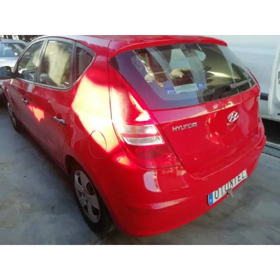HYUNDAI I30 '2009 CLASSIC ROJO