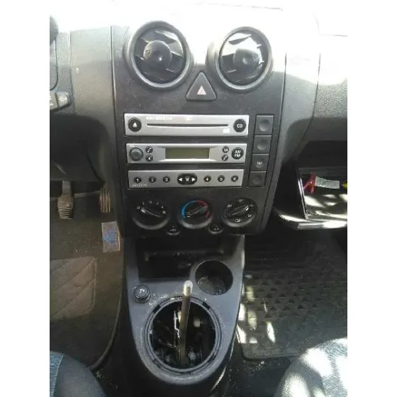 FORD FUSION (CBK) '2004 AMBIENTE AZUL