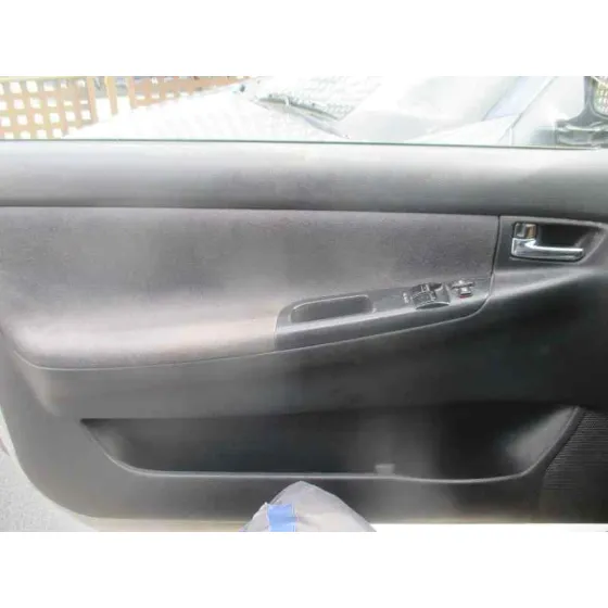 TOYOTA COROLLA (E12) '2004 2.0 TURBODIESEL CAT PLATA