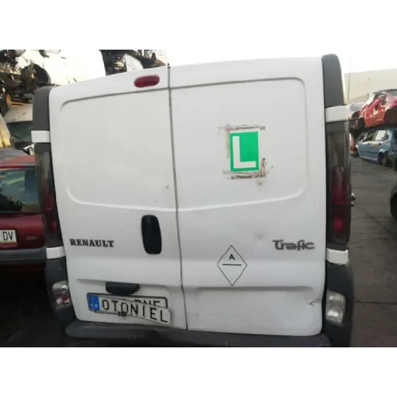 RENAULT TRAFIC CAJA CERRADA (AB 4.01) '2005 1.9 DIESEL BLANCA