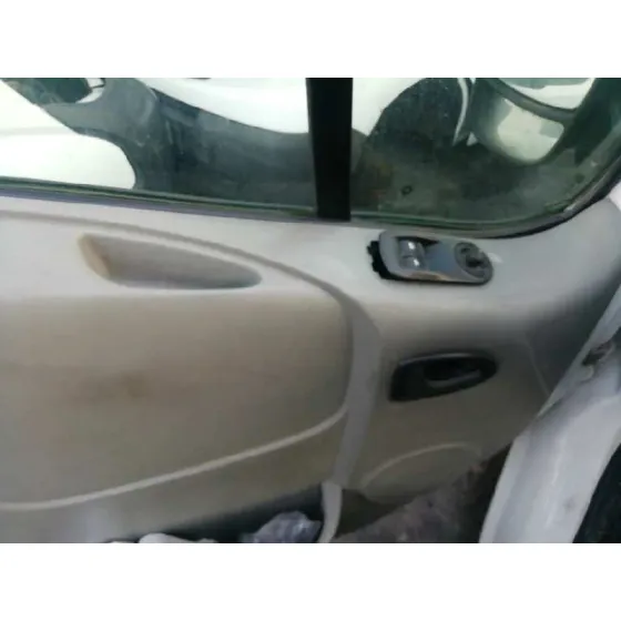 RENAULT TRAFIC CAJA CERRADA (AB 4.01) '2005 1.9 DIESEL BLANCA