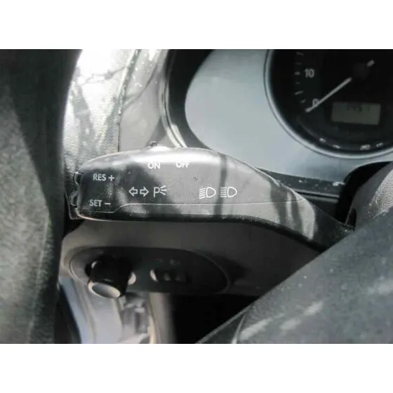 SEAT IBIZA (6L1) '2006 REFERENCE PLATA