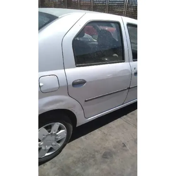 DACIA LOGAN '2007 AMBIANCE PLATA