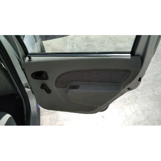 DACIA LOGAN '2007 AMBIANCE PLATA