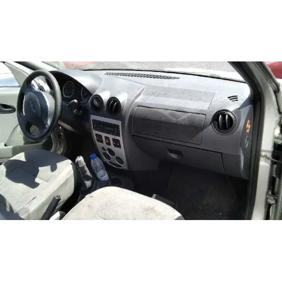 DACIA LOGAN '2007 AMBIANCE PLATA