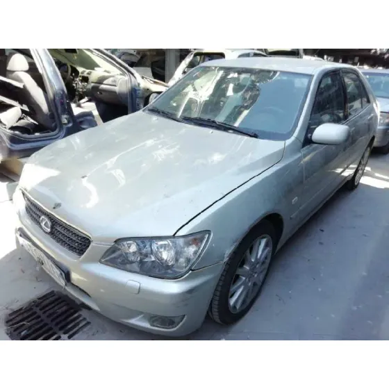 LEXUS IS200 (GXE10) '2005 2.0 CAT GRIS