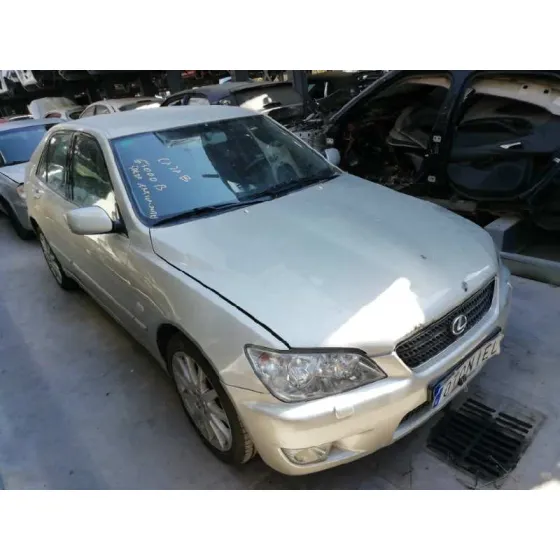 LEXUS IS200 (GXE10) '2005 2.0 CAT GRIS