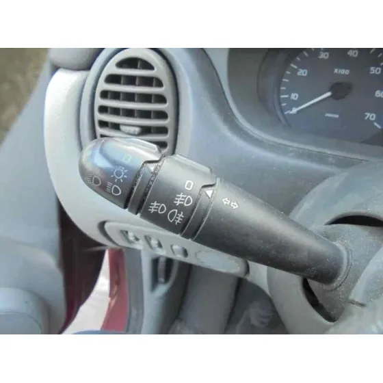 RENAULT SCENIC (JA..) '2001 1.6 16V EXPRESSION GRANATE