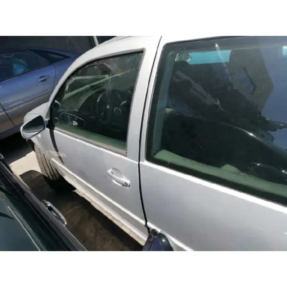 VOLKSWAGEN GOLF IV BERLINA (1J1) '2002 ADVANCE PLATA