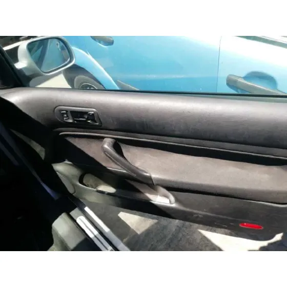 VOLKSWAGEN GOLF IV BERLINA (1J1) '2002 ADVANCE PLATA