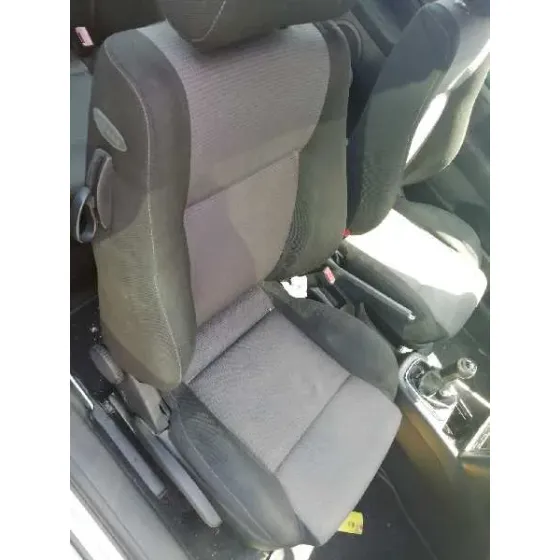 VOLKSWAGEN GOLF IV BERLINA (1J1) '2002 ADVANCE PLATA