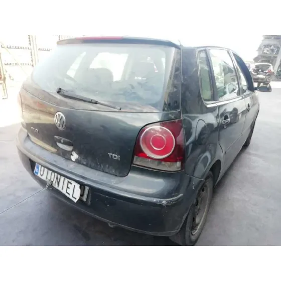 VOLKSWAGEN POLO (9N3) '2005 1.4 TDI GRIS
