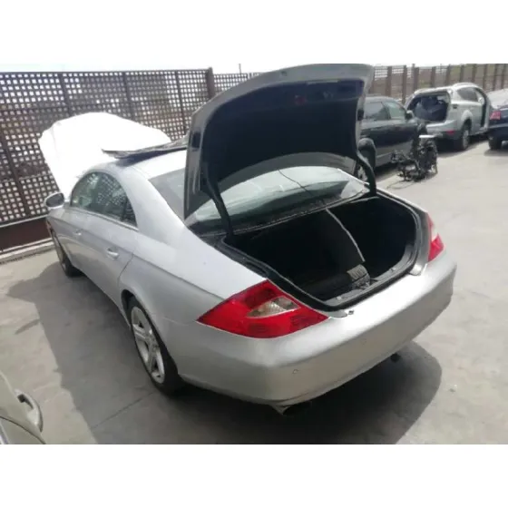 MERCEDES CLASE CLS (W219) '2006 320 / 350 CDI GRAND EDITION (219.322) GRIS