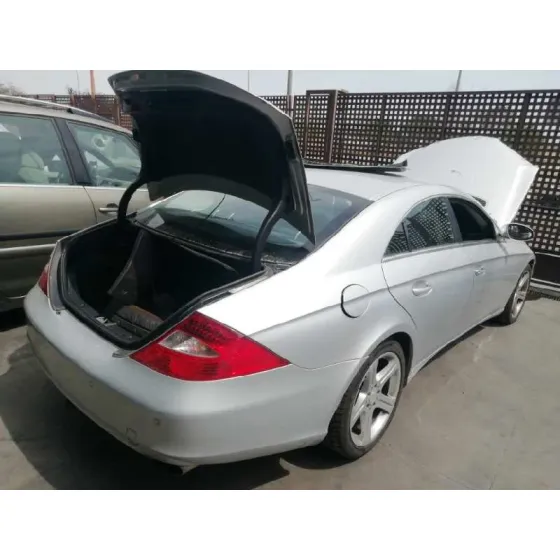 MERCEDES CLASE CLS (W219) '2006 320 / 350 CDI GRAND EDITION (219.322) GRIS