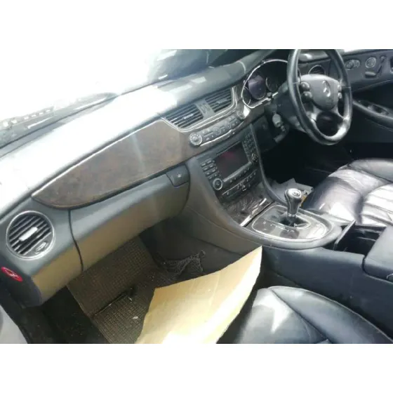 MERCEDES CLASE CLS (W219) '2006 320 / 350 CDI GRAND EDITION (219.322) GRIS
