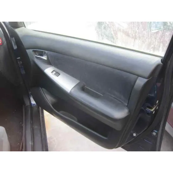 TOYOTA COROLLA (E12) '2003 1.6 LINEA SOL BERLINA AZUL