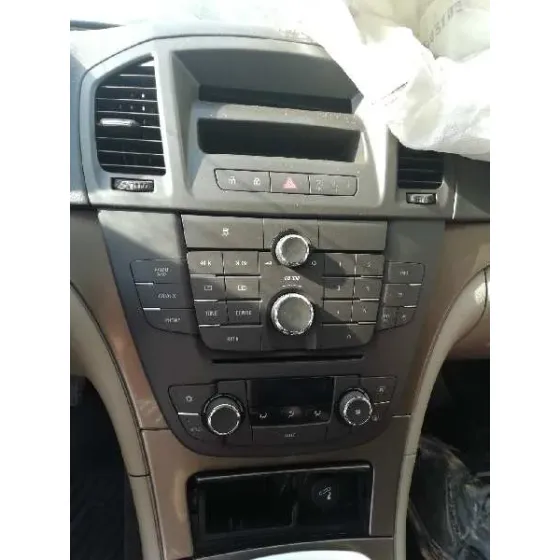 OPEL INSIGNIA BERLINA '2009 COSMO GRIS