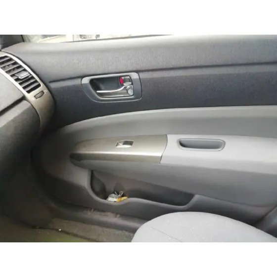 TOYOTA PRIUS (NHW20) '2006 BASIS AZUL