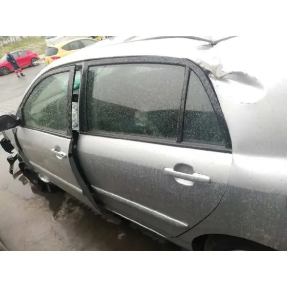 TOYOTA COROLLA (E12) '2003 2.0 D-4D LINEA SOL BERLINA GRIS
