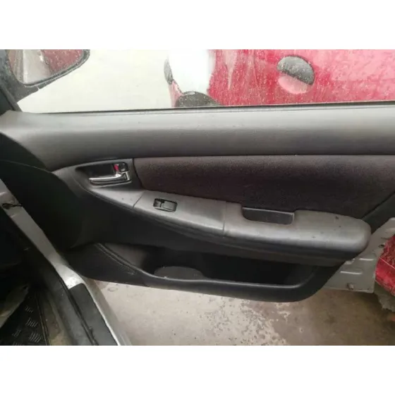 TOYOTA COROLLA (E12) '2003 2.0 D-4D LINEA SOL BERLINA GRIS