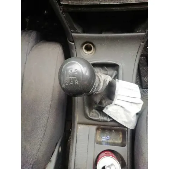 TOYOTA COROLLA (E12) '2003 2.0 D-4D LINEA SOL BERLINA GRIS