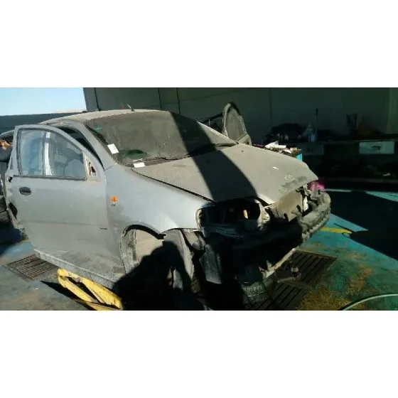 DAEWOO KALOS '2004 1.4 SE PLATA