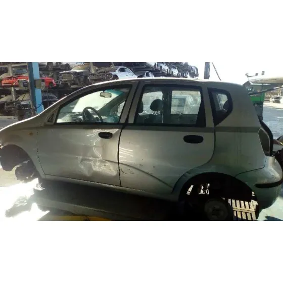 DAEWOO KALOS '2004 1.4 SE PLATA
