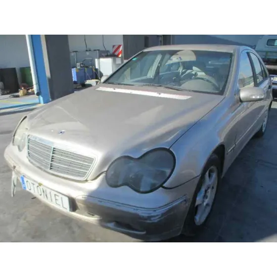 MERCEDES CLASE C (W203) BERLINA '2002 220 CDI (203.006) MARRON