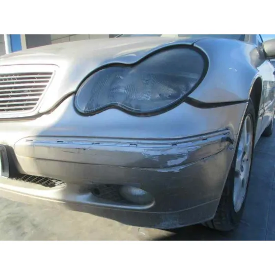 MERCEDES CLASE C (W203) BERLINA '2002 220 CDI (203.006) MARRON