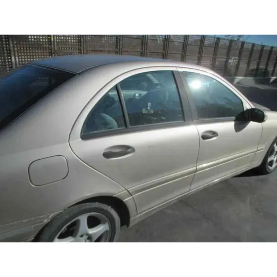 MERCEDES CLASE C (W203) BERLINA '2002 220 CDI (203.006) MARRON