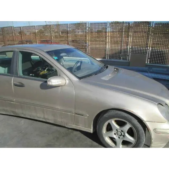 MERCEDES CLASE C (W203) BERLINA '2002 220 CDI (203.006) MARRON