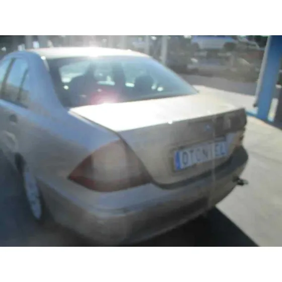 MERCEDES CLASE C (W203) BERLINA '2002 220 CDI (203.006) MARRON
