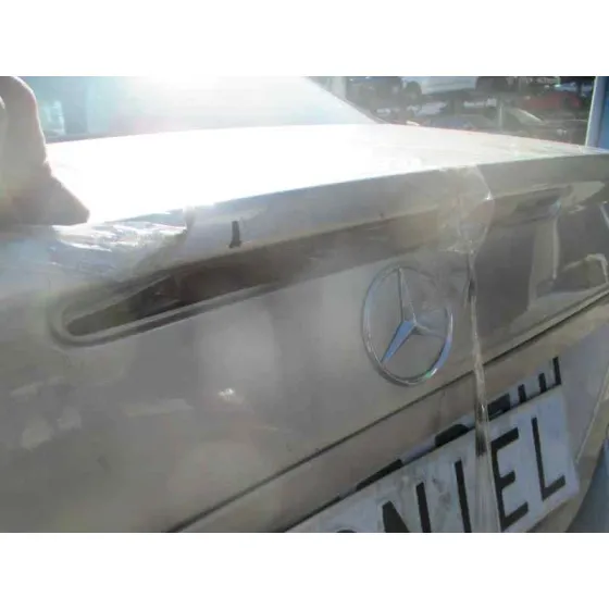 MERCEDES CLASE C (W203) BERLINA '2002 220 CDI (203.006) MARRON