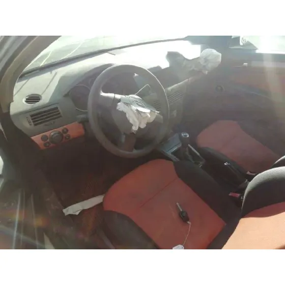 OPEL ASTRA H BERLINA '2004 ENJOY BLANCO
