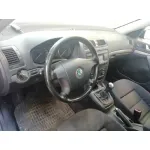 SKODA OCTAVIA BERLINA (1Z3) SKODA OCTAVIA BERLINA (1Z3) '2005 EDITION 100 GRIS 2005