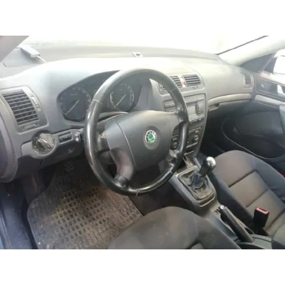 SKODA OCTAVIA BERLINA (1Z3) '2005 EDITION 100 GRIS