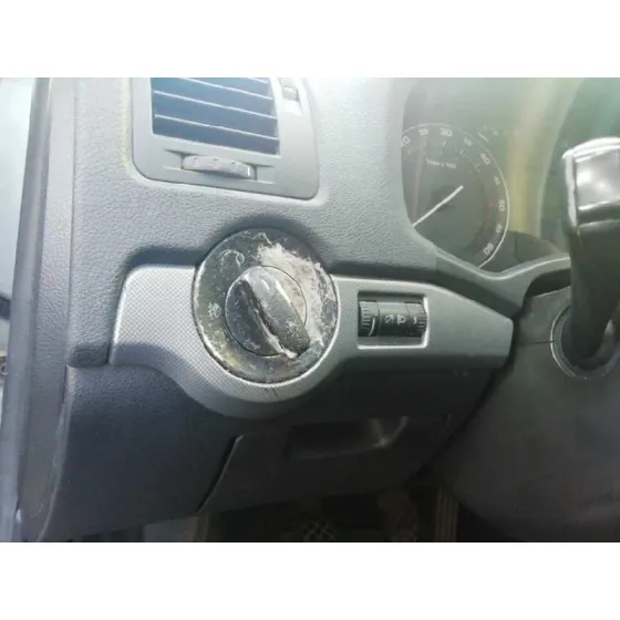 SKODA OCTAVIA BERLINA (1Z3) '2005 EDITION 100 GRIS