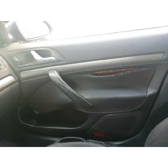 SKODA OCTAVIA BERLINA (1Z3) '2005 EDITION 100 GRIS