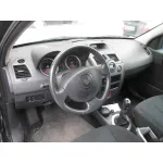 RENAULT MEGANE II CLASSIC BERLINA RENAULT MEGANE II CLASSIC BERLINA '2004 CONFORT AUTHENTIQUE NEGRO 2003