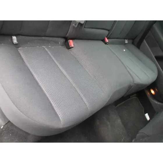 RENAULT MEGANE II CLASSIC BERLINA '2004 CONFORT AUTHENTIQUE NEGRO