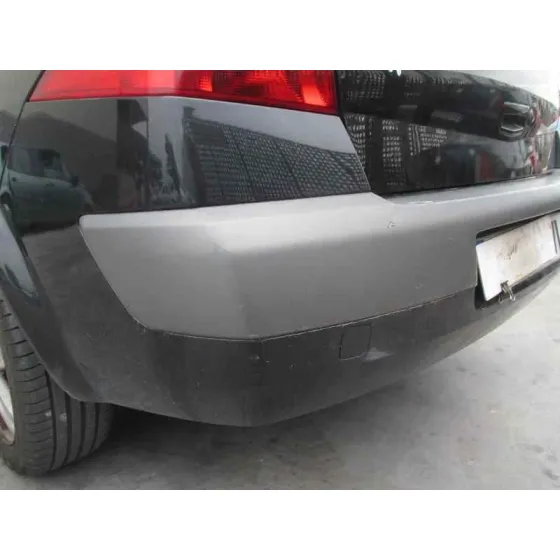 RENAULT MEGANE II CLASSIC BERLINA '2004 CONFORT AUTHENTIQUE NEGRO