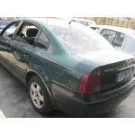 VOLKSWAGEN PASSAT BERLINA (3B2) VOLKSWAGEN PASSAT BERLINA (3B2) '1998 BASICO VERDE 1996