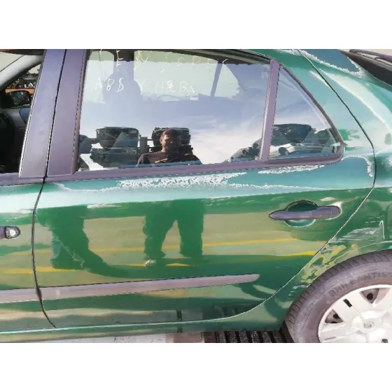 RENAULT LAGUNA II (BG0) '2001 AUTHENTIQUE VERDE