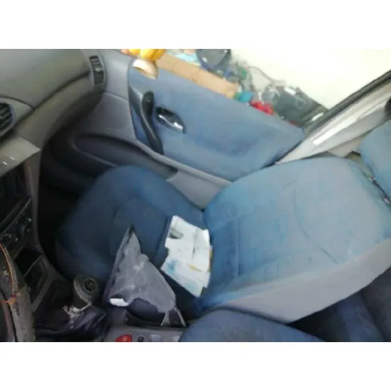 RENAULT LAGUNA II (BG0) '2001 AUTHENTIQUE VERDE